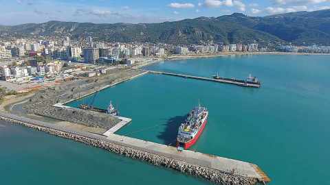 Porti turistik i Vlores, miratohet kontrata e qirase me vlere 1 Euro